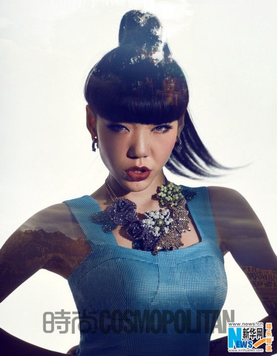 吴莫愁未来感时尚大片曝光 天人合一颠倒众生