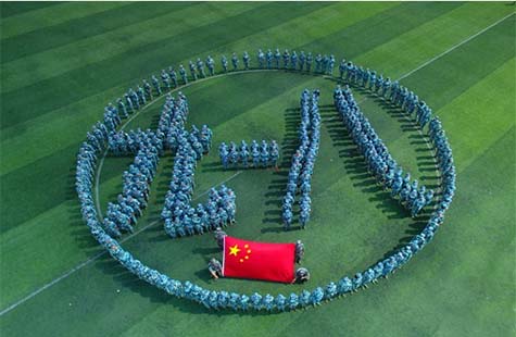 湖南高校新生人体拼字纪念九一八事变85周年